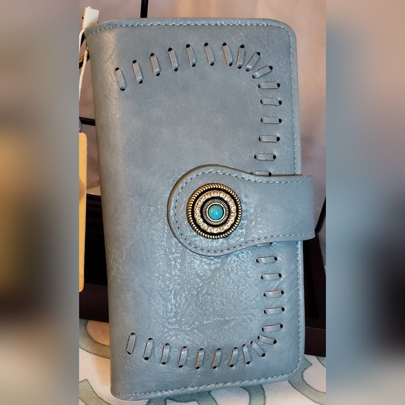 Emperia Vegan Leather Wallet with Boho Strap - Picture 2 of 9